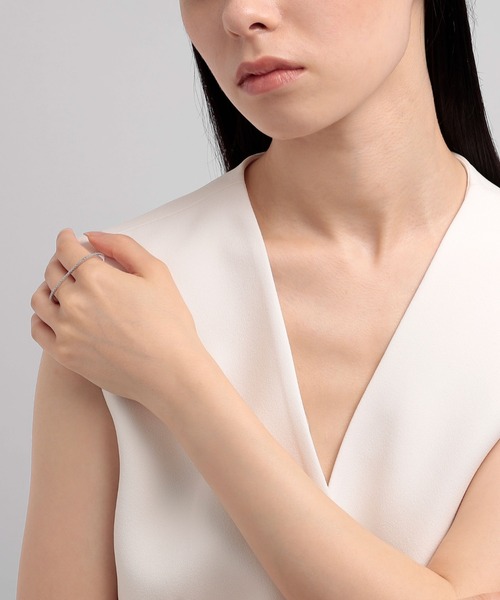 PLUS VENDOME(プラス ヴァンドーム)の「FINELINETATTOO_ダブルフィンガーリング(リング・レディース・シルバー/ゴールド・M)」の9枚目の写真