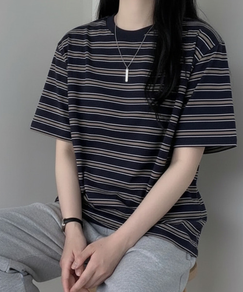 VIVID LADY(ビビッドレディー)の「マルチボーダー 半袖Tシャツ(Tシャツ/カットソー・レディース・レッド/ネイビー/グレー/アイボリー/グリーン・FREE)」の4枚目の写真