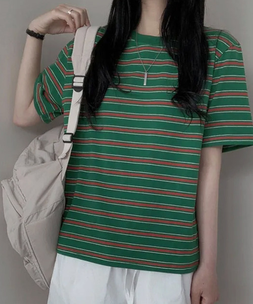 VIVID LADY(ビビッドレディー)の「マルチボーダー 半袖Tシャツ(Tシャツ/カットソー・レディース・レッド/ネイビー/グレー/アイボリー/グリーン・FREE)」の3枚目の写真