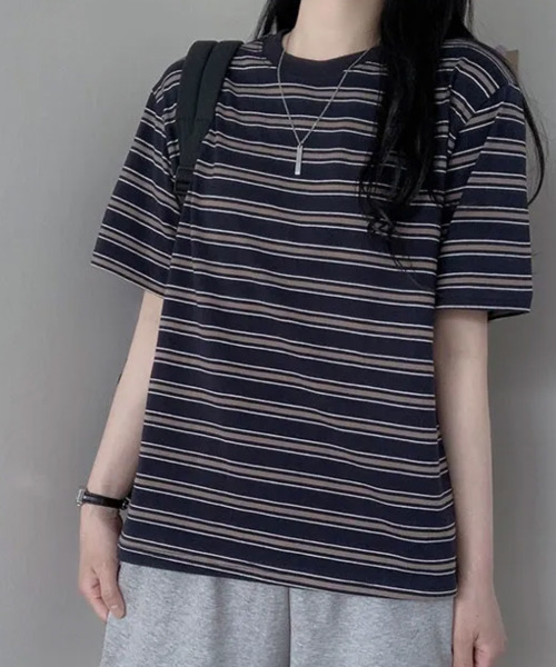 VIVID LADY(ビビッドレディー)の「マルチボーダー 半袖Tシャツ(Tシャツ/カットソー・レディース・レッド/ネイビー/グレー/アイボリー/グリーン・FREE)」の6枚目の写真