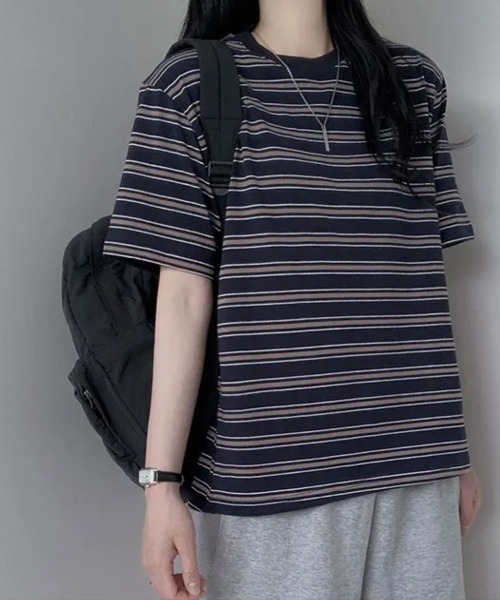 VIVID LADY(ビビッドレディー)の「マルチボーダー 半袖Tシャツ(Tシャツ/カットソー・レディース・レッド/ネイビー/グレー/アイボリー/グリーン・FREE)」の8枚目の写真