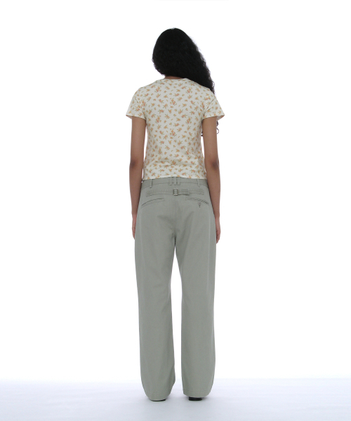 PARTIMENTO WOMEN（パルティメントウィメン）の「フローラルプリントショートスリーブTシャツ_クリーム（Tシャツ/カットソー・レディース・その他・SMALL/MEDIUM）」の5枚目の写真