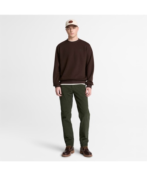 Timberland(ティンバーランド)の「チェスト ロゴ ループバック クルー スウェットシャツ メンズ(スウェット・メンズ・ダークブラウン・LARGE/X-LARGE/XX-LARGE)」の2枚目の写真