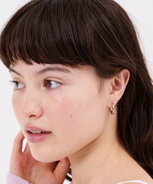 TINA:JOJUN(ティーナジョジュン)の「プランプフープ ステンレス ピアス TINA:JOJUN(ピアス(両耳用)・レディース・ゴールド/シルバー・フリー)」の5枚目の写真