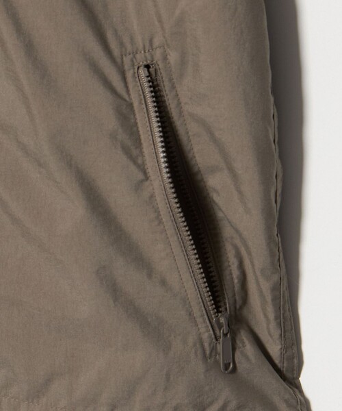 THE NORTH FACE(ザノースフェイス)の「<THE NORTH FACE>コンパクトジャケット / キッズ 130cm-160cm(マウンテンパーカー・キッズ・ブラック/ケリーグリーン/モカ・150cm/130cm/140cm/160cm)」の14枚目の写真