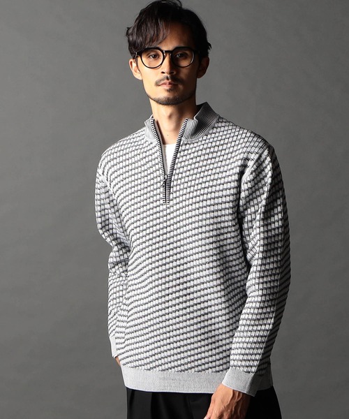 NICOLE CLUB FOR MEN(ニコルクラブフォーメン)の「バイヤスハーフジッププルオーバーニット(ニット/セーター・メンズ・ブラック系/ボルドー/その他1/ホワイト系・MEDIUM/LARGE/X-LARGE)」の4枚目の写真