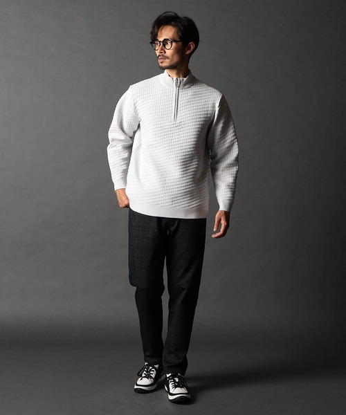 NICOLE CLUB FOR MEN(ニコルクラブフォーメン)の「バイヤスハーフジッププルオーバーニット(ニット/セーター・メンズ・ブラック系/ボルドー/その他1/ホワイト系・MEDIUM/LARGE/X-LARGE)」の6枚目の写真