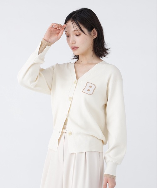 NAVYNAVY（ネイビーネイビー）の「ゆるっと着てもきちんと見えるエンブレムニットカーディガン（カーディガン/ボレロ・レディース・ホワイト系その他/ネイビー系・FREE）」の13枚目の写真