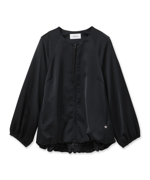Audie a Muses(オーディアミューズ)の「ふっくらギャザーディテールジップアップブルゾン(ブルゾン・レディース・ベージュ/ネイビー・FREE)」の9枚目の写真