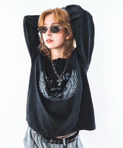 SHORT ROUND(ショートラウンド)の「SHORT ROUND/【26年秋冬新作】グラフィックヘンリーネックT(Tシャツ/カットソー・メンズ・ブラック系その他/その他1/ホワイト・MEDIUM/LARGE)」の2枚目の写真