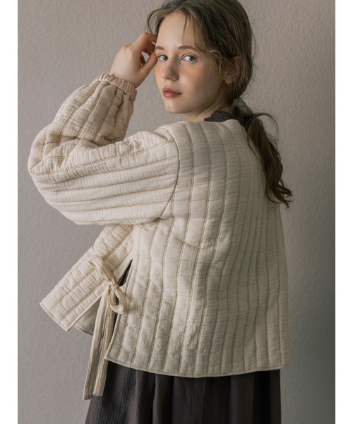 TSUHARU by Samansa Mos2(ツハルバイサマンサモスモス)の「【ecru×brown collection】キルトジャケット(ノーカラージャケット・レディース・ブラウン/ベージュ系その他・F)」の1枚目の写真