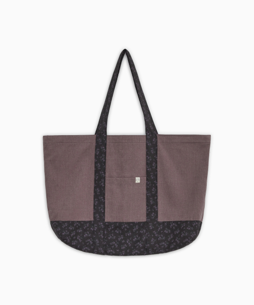 OHESHIO（オヘシオ）の「VINTAGE FLORAL TOTE BAG, PURPLE（トートバッグ・レディース・その他・FREE）」の2枚目の写真