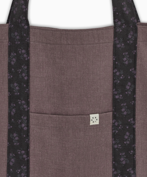 OHESHIO（オヘシオ）の「VINTAGE FLORAL TOTE BAG, PURPLE（トートバッグ・レディース・その他・FREE）」の4枚目の写真