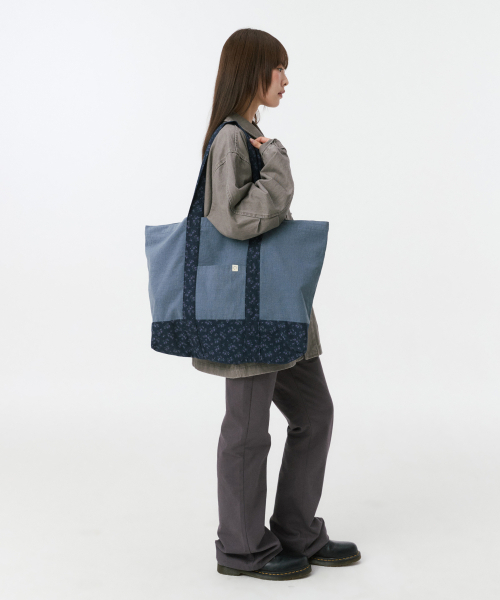 OHESHIO（オヘシオ）の「VINTAGE FLORAL TOTE BAG, PURPLE（トートバッグ・レディース・その他・FREE）」の11枚目の写真