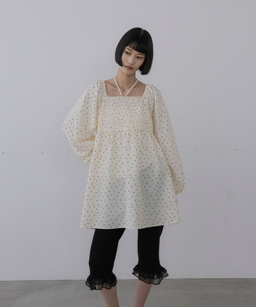 LOWRYS FARM(ローリーズファーム)の「ペプラムチュニックブラウス 1064959(シャツ/ブラウス・レディース・ブラック/アイボリー・FREE)」の16枚目の写真
