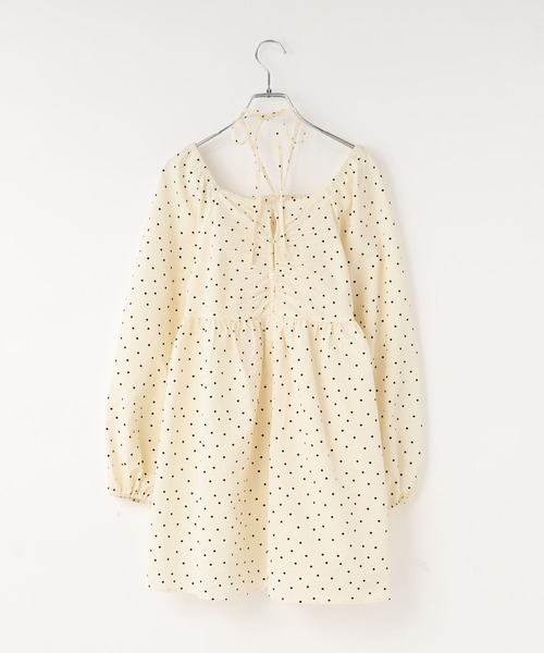 LOWRYS FARM(ローリーズファーム)の「ペプラムチュニックブラウス 1064959(シャツ/ブラウス・レディース・ブラック/アイボリー・FREE)」の7枚目の写真