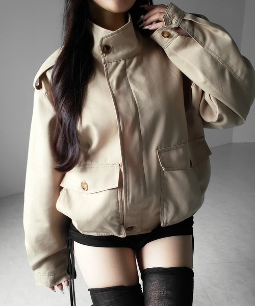 me+em select(ミームセレクト)の「【 2color 】スタンドカラーオーバーショートトレンチコート / stand collar over short trench coat(トレンチコート・レディース・ブラック/ベージュ・FREE)」の12枚目の写真