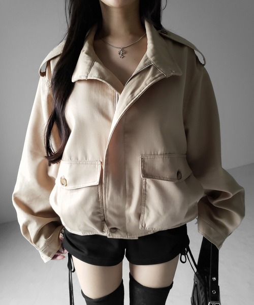 me+em select(ミームセレクト)の「【 2color 】スタンドカラーオーバーショートトレンチコート / stand collar over short trench coat(トレンチコート・レディース・ブラック/ベージュ・FREE)」の19枚目の写真