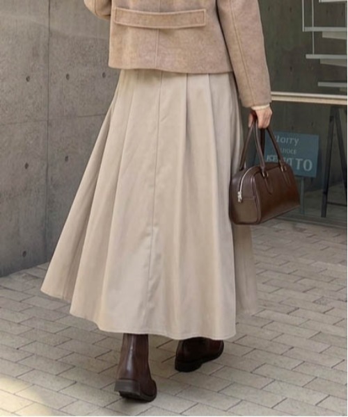 AMELY(エミリー)の「ベルト付き レザーライクロングスカート/Aライン/バックゴム(スカート・レディース・ブラウン/ベージュ/ブラック・L/M)」の16枚目の写真