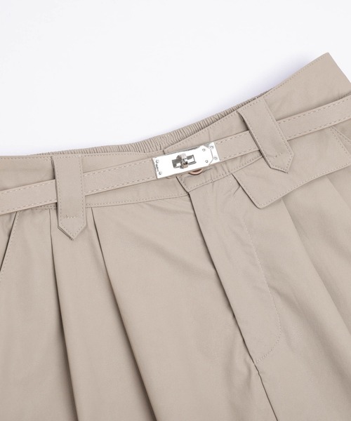 AMELY(エミリー)の「ベルト付き レザーライクロングスカート/Aライン/バックゴム(スカート・レディース・ブラウン/ベージュ/ブラック・L/M)」の19枚目の写真