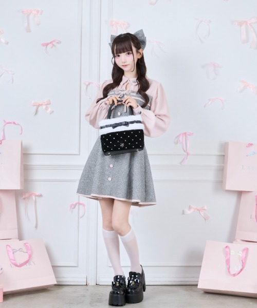 LAFARY(ラファリー)の「キルティングファーバッグ(ショルダーバッグ・レディース・ホワイト/ブルー/ピンク/ブラック・FREE)」の8枚目の写真