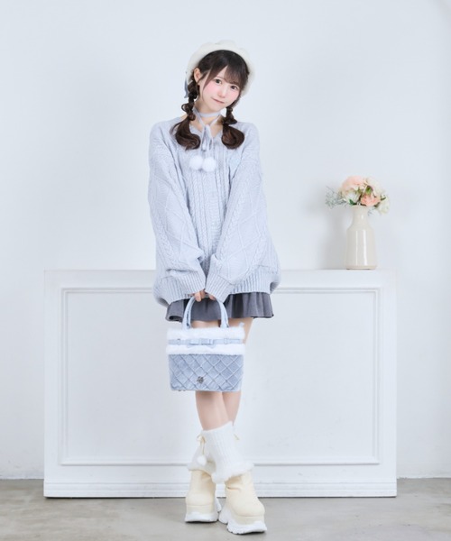 LAFARY(ラファリー)の「キルティングファーバッグ(ショルダーバッグ・レディース・ホワイト/ブルー/ピンク/ブラック・FREE)」の11枚目の写真