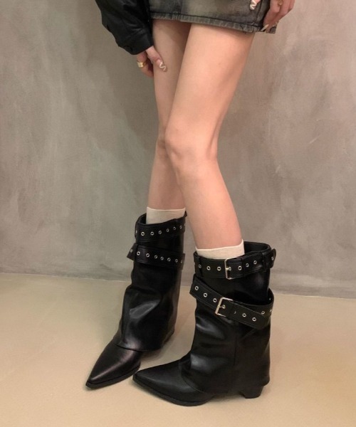 mebole(メボレ)の「double belt cover boots(ブーツ・レディース・キャメル/ブラウン/ブラック・MEDIUM/SMALL/LARGE)」の9枚目の写真