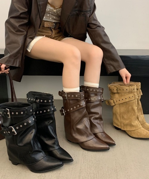 mebole(メボレ)の「double belt cover boots(ブーツ・レディース・キャメル/ブラウン/ブラック・MEDIUM/SMALL/LARGE)」の22枚目の写真