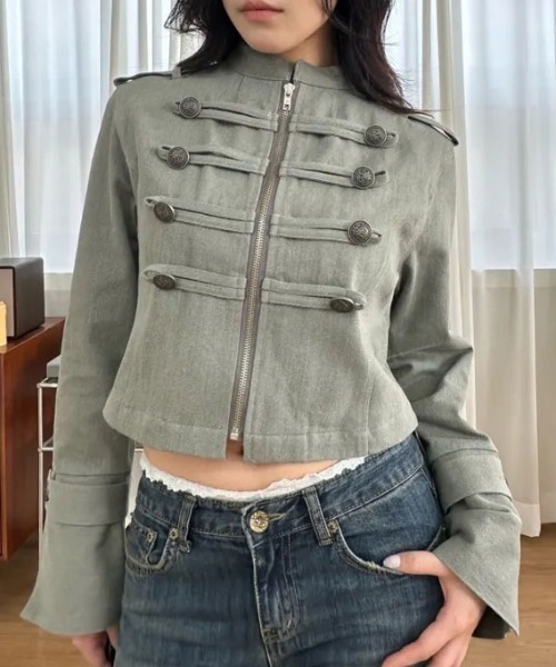 FAVORITO(ファヴォリート)の「ダブルブレストショートジャケット(その他アウター・レディース・カーキ/ブラック/ベージュ・F)」の15枚目の写真