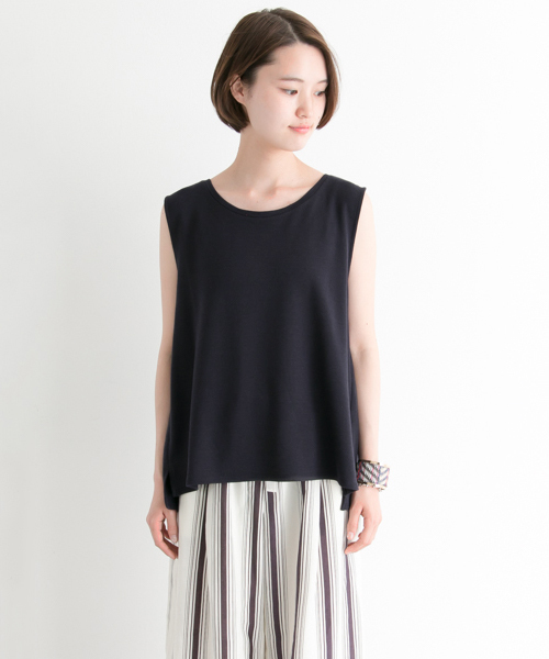 URBAN RESEARCH（アーバンリサーチ）の「UR TRベア裏毛ノースリーブプルオーバー（Tシャツ/カットソー・レディース・ネイビー/グレー・FREE）」の5枚目の写真