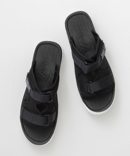 SHAKA(シャカ)の「SHAKA×UR 別注CHILL OUT(サンダル・メンズ・ブラック/グレー・8/10/9/7)」の3枚目の写真