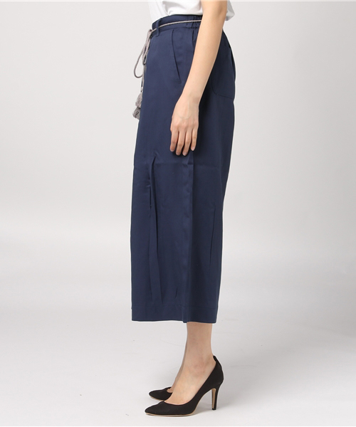 LBC（エルビーシー）の「テンセルツイルイージーパンツ                （その他パンツ・レディース・ネイビー/ベージュ・MEDIUM/LARGE）」の4枚目の写真