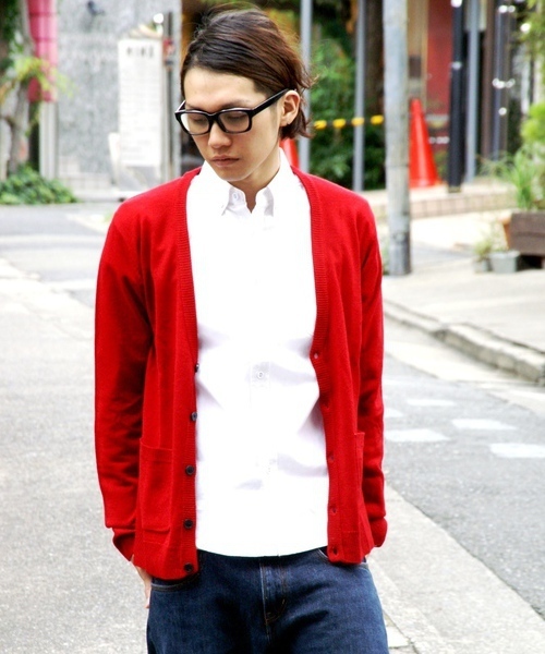 WEGO（ウィゴー）の「カシミアタッチVネックカーディガン（カーディガン/ボレロ・メンズ・ホワイト/ブラック/ベージュ/ケリー/ネイビー/レッド/ワイン/ターコイズブルー/ライトベージュ/マスタード/ロイヤルブルー・MEDIUM/LARGE）」の10枚目の写真