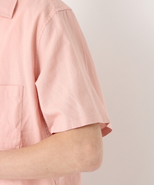 niko and...(ニコアンド)の「リネンミックスオープンカラーシャツ(シャツ/ブラウス・メンズ・ベージュ/ネイビー/サックスブルー/ピンク・MEDIUM/LARGE)」の6枚目の写真