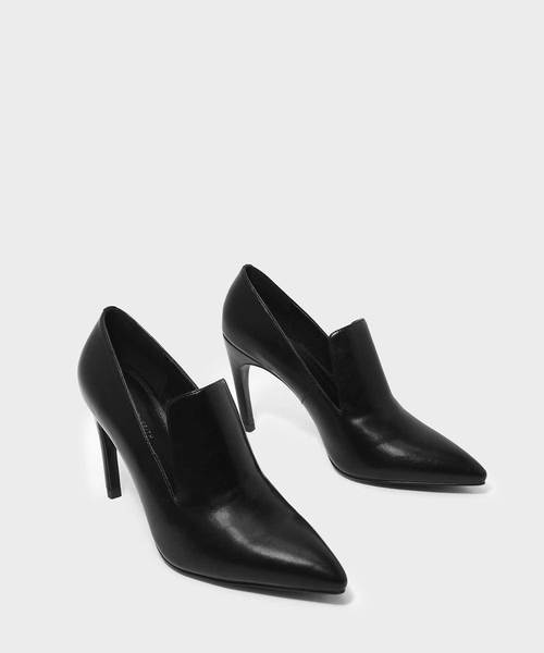 CHARLES & KEITH（チャールズ & キース）の「エクステンデッドトップラインヒール / EXTENDED TOPLINE HEELS（パンプス・レディース・ブラック/ダークブラウン/グリーン・22.5cm/23cm/23.5cm/24.5cm/25cm/25.5cm）」の5枚目の写真