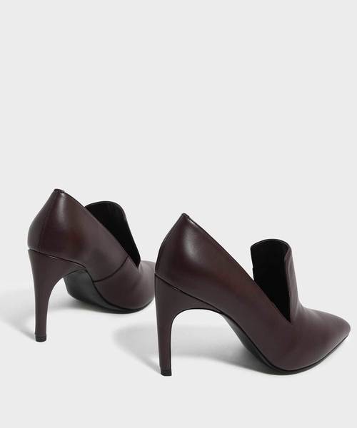 CHARLES & KEITH（チャールズ & キース）の「エクステンデッドトップラインヒール / EXTENDED TOPLINE HEELS（パンプス・レディース・ブラック/ダークブラウン/グリーン・22.5cm/23cm/23.5cm/24.5cm/25cm/25.5cm）」の12枚目の写真