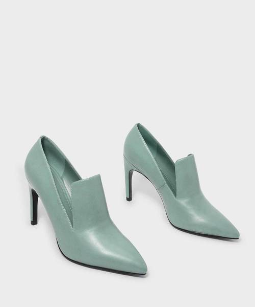 CHARLES & KEITH（チャールズ & キース）の「エクステンデッドトップラインヒール / EXTENDED TOPLINE HEELS（パンプス・レディース・ブラック/ダークブラウン/グリーン・22.5cm/23cm/23.5cm/24.5cm/25cm/25.5cm）」の17枚目の写真