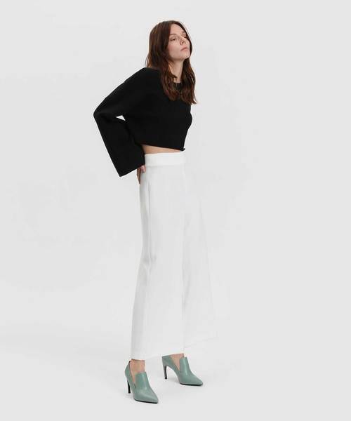 CHARLES & KEITH（チャールズ & キース）の「エクステンデッドトップラインヒール / EXTENDED TOPLINE HEELS（パンプス・レディース・ブラック/ダークブラウン/グリーン・22.5cm/23cm/23.5cm/24.5cm/25cm/25.5cm）」の20枚目の写真