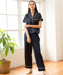 サテンパジャマセット