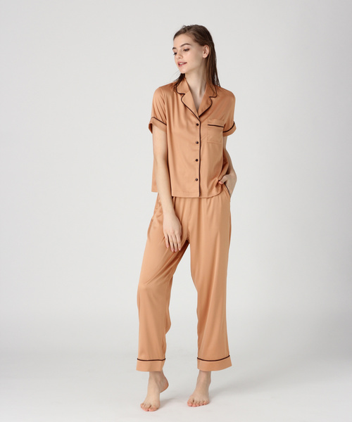 bijorie（ビジュリィ）の「サテンパジャマセット（ルームウェア/パジャマ・レディース・ネイビー/アイボリー/モカ・FREE）」の6枚目の写真