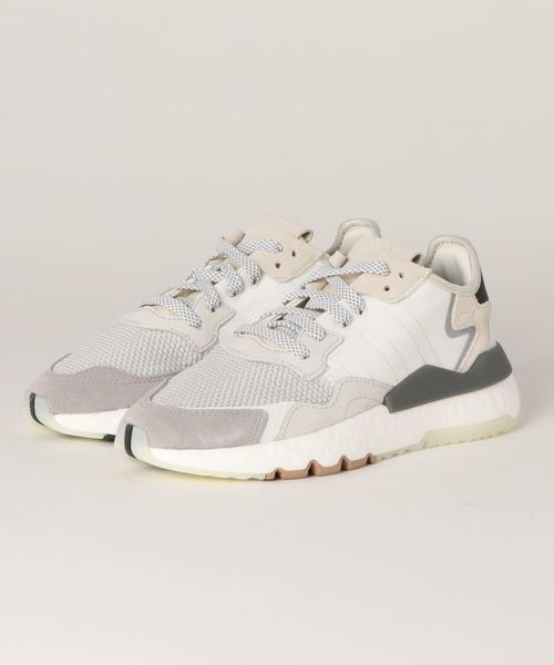 adidas(アディダス)の「ADIDAS / "NITE JOGGER" スニーカー(スニーカー・レディース・ホワイト・25/24/23)」の4枚目の写真