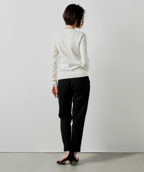 ZOZO（ゾゾ）の「ホールガーメントコットンクルーネックニットプルオーバー（パターンオーダー）／ホワイト[WOMEN]（ニット/セーター・レディース・ホワイト・マルチサイズ）」の9枚目の写真