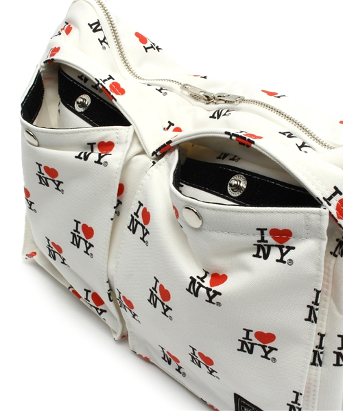 BEAMS（ビームス）の「PORTER×BEAMS / 別注 “I LOVE NY” ドキュメントケース（クラッチバッグ・メンズ・ホワイト・ONE SIZE）」の6枚目の写真