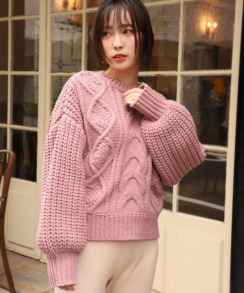 one after another NICE CLAUP（ワンアフターアナザーナイスクラップ）の「【WEB限定】 モールヤーンケーブルニット（ニット/セーター・レディース・アイボリー/モカ/ライトベージュ/ピンク・FREE）」の4枚目の写真