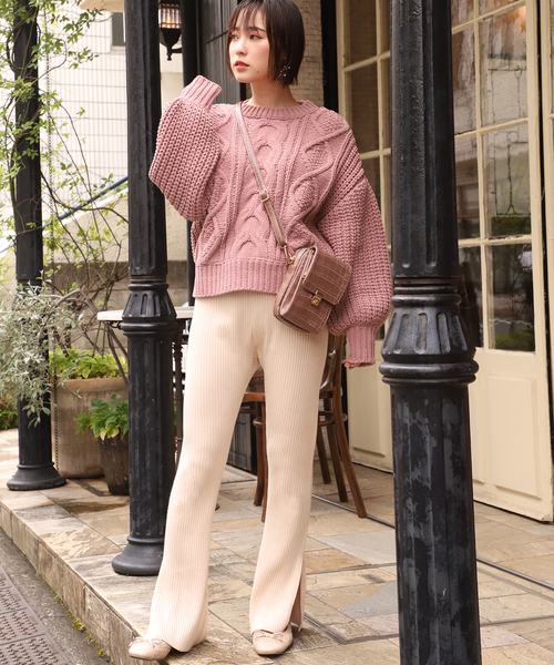 one after another NICE CLAUP（ワンアフターアナザーナイスクラップ）の「【WEB限定】 モールヤーンケーブルニット（ニット/セーター・レディース・アイボリー/モカ/ライトベージュ/ピンク・FREE）」の16枚目の写真