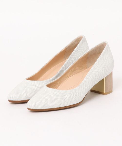 Mode et Jacomo（モードエジャコモ）の「シンプルチャンキーヒールパンプス（パンプス・レディース・ブラック/オレンジ/ブラック×パープル/アニマル/ベージュ系その他/ホワイト系その他2・23cm/23.5cm/24cm/24.5cm/22.5cm/22cm）」の2枚目の写真