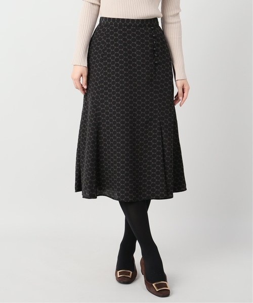 La TOTALITE（ラトータリテ）の「デシンキカプリントミモレスカート【手洗い可能】（スカート・レディース・ブラック/ネイビー・38/36）」の2枚目の写真