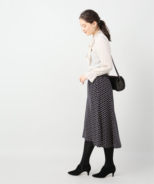 La TOTALITE（ラトータリテ）の「デシンキカプリントミモレスカート【手洗い可能】（スカート・レディース・ブラック/ネイビー・38/36）」の11枚目の写真
