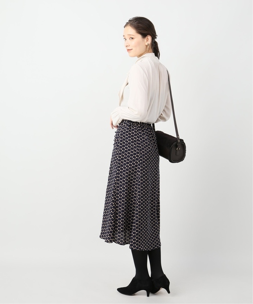 La TOTALITE（ラトータリテ）の「デシンキカプリントミモレスカート【手洗い可能】（スカート・レディース・ブラック/ネイビー・38/36）」の5枚目の写真