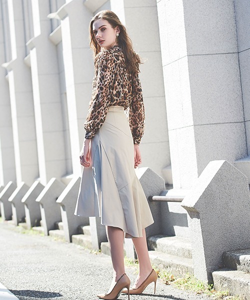 EIMY ISTOIRE（エイミーイストワール）の「Leopard バックリボンシャツ（シャツ/ブラウス・レディース・マルチ・FREE）」の7枚目の写真